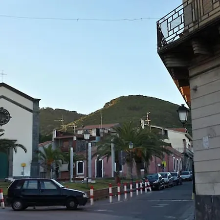 Comfortable In Nicolosi, 25 M² Apartment Nicolosi